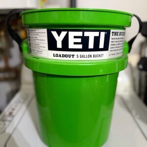 YETI LoadOut 5 Gallon Bucket in Bright Green